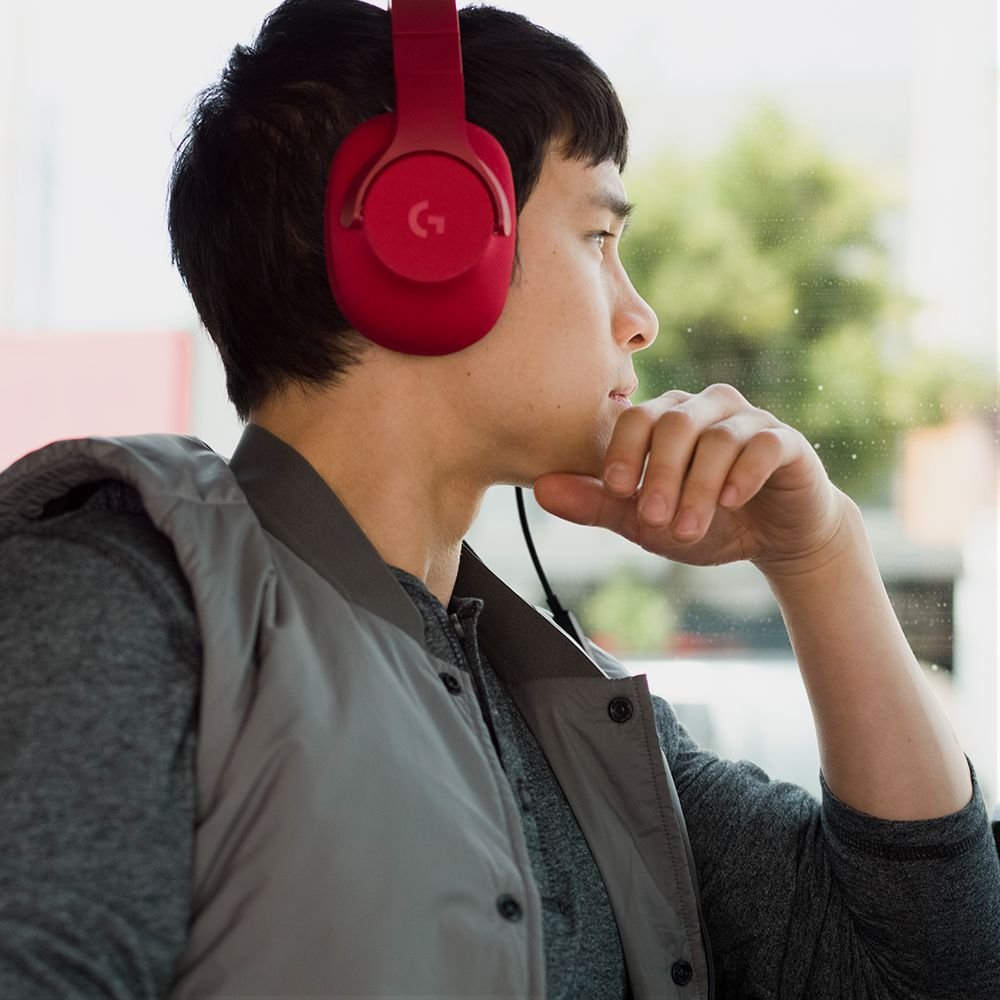 Logitech G433 7.1 Wired Gaming Headset with DTS Headphone: X 7.1 Surround for PC, PS4, PS4 PRO, Xbox One, Xbox One S, Nintendo Switch - Fire Red