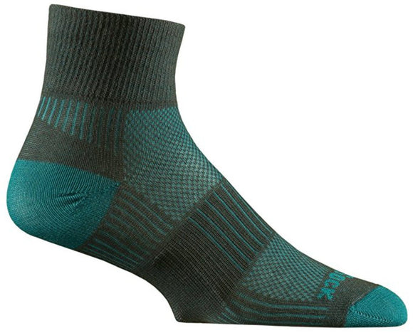 Wrightsock Coolmesh II Qtr Crew Sock with a Helicase Sock Ring