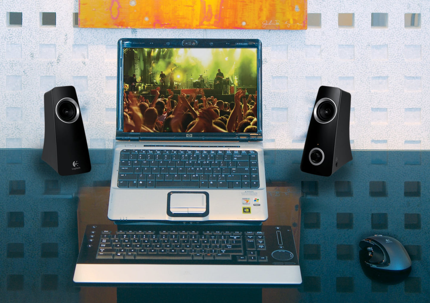 Logitech Compact Speaker System Z320 for Notebooks