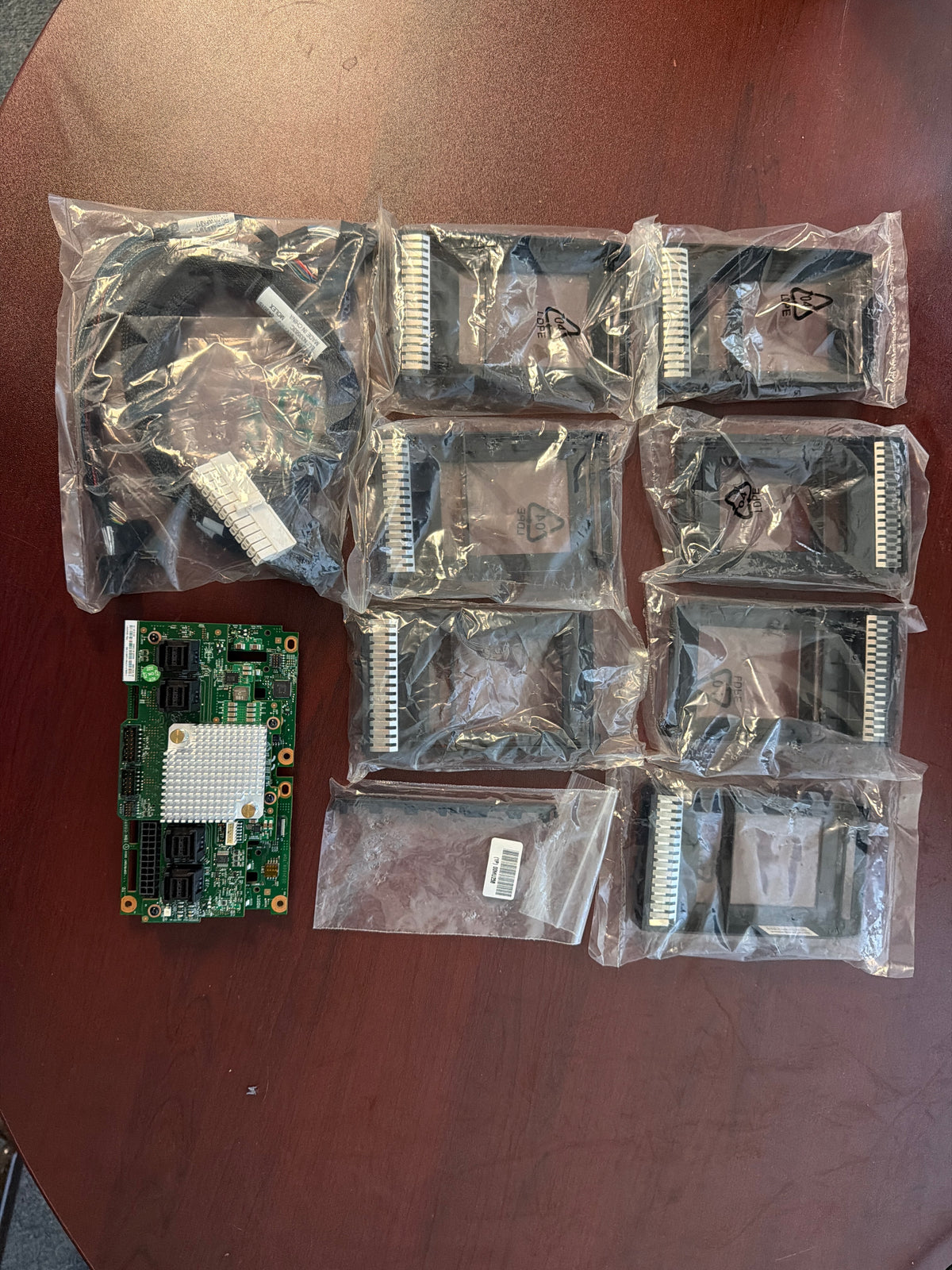 Lenovo Upgrade Kit for 22 HDDs (Inter mix)