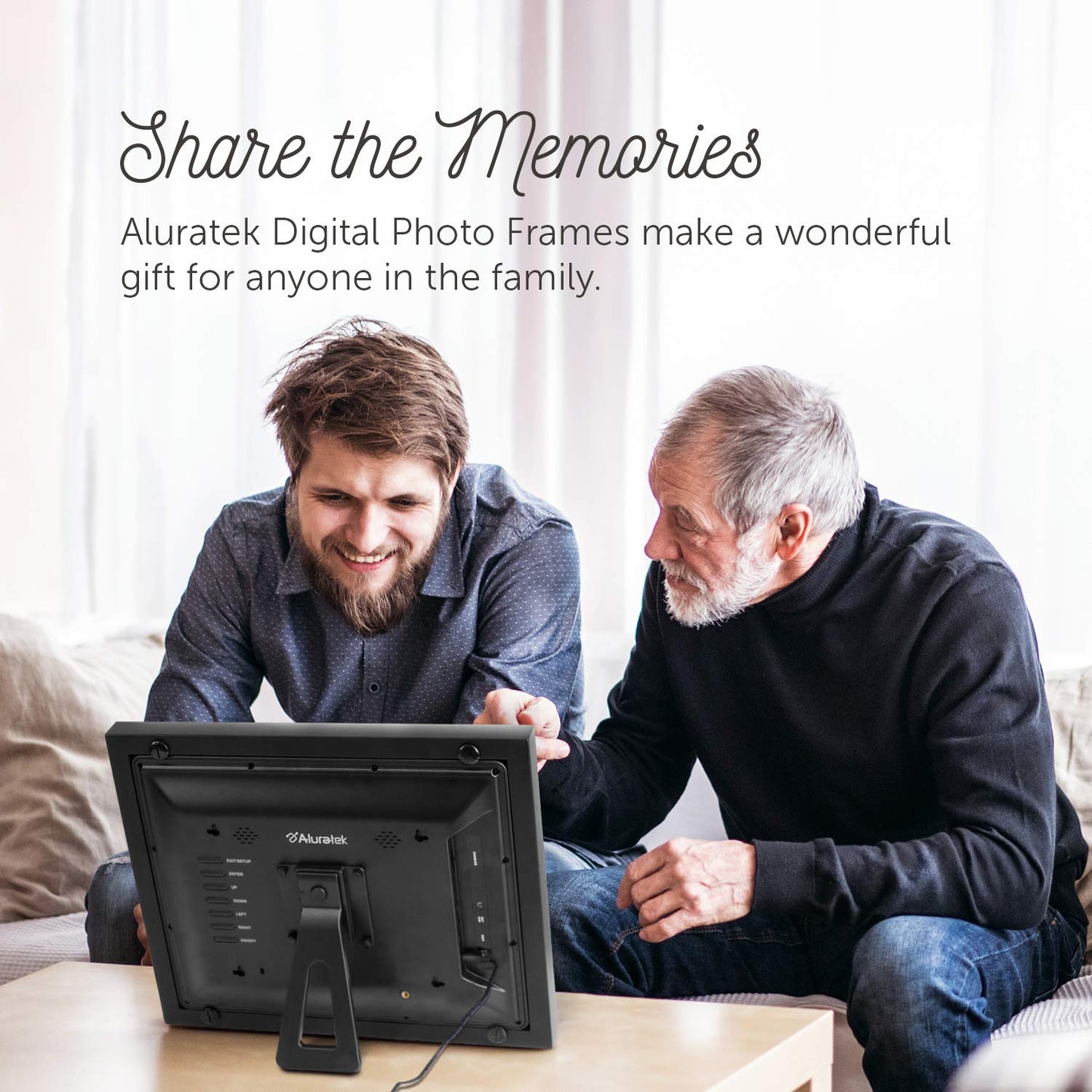15inch Hi Res Digital Photo Frame W/2gb Built-in Memory and Remote (1024 X 768)