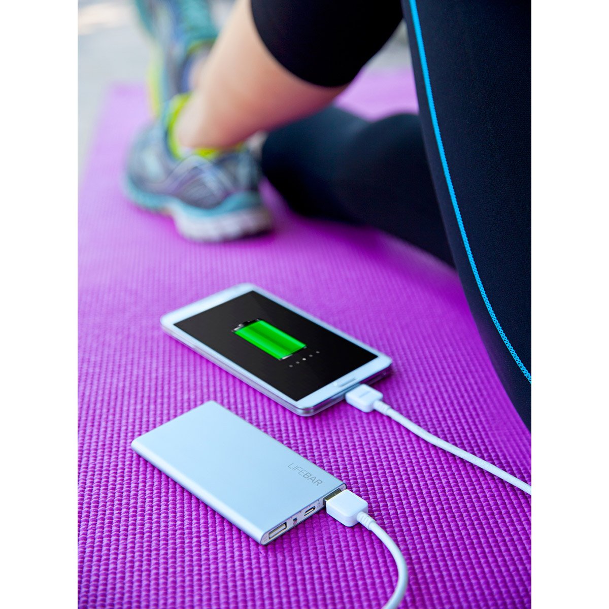 Open Box PORTABLE BATTERY CHARGER 10000MAH LIFEBAR 10 DC5V