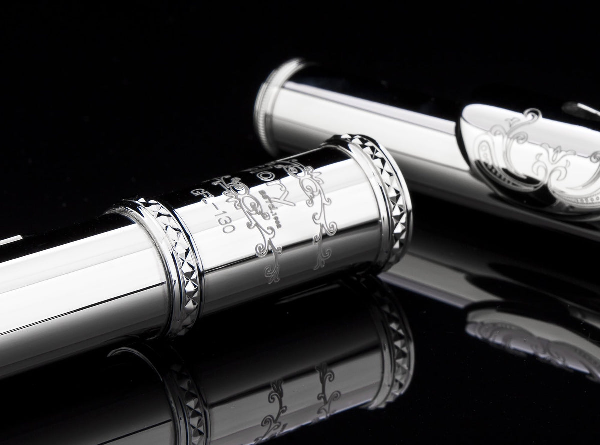 Engraved Glory Closed Hole C Flute for Band, Orchestra, With Case, Tuning Rod and Cloth,Joint Grease and Gloves, Engraved Silver Nickel Color flute