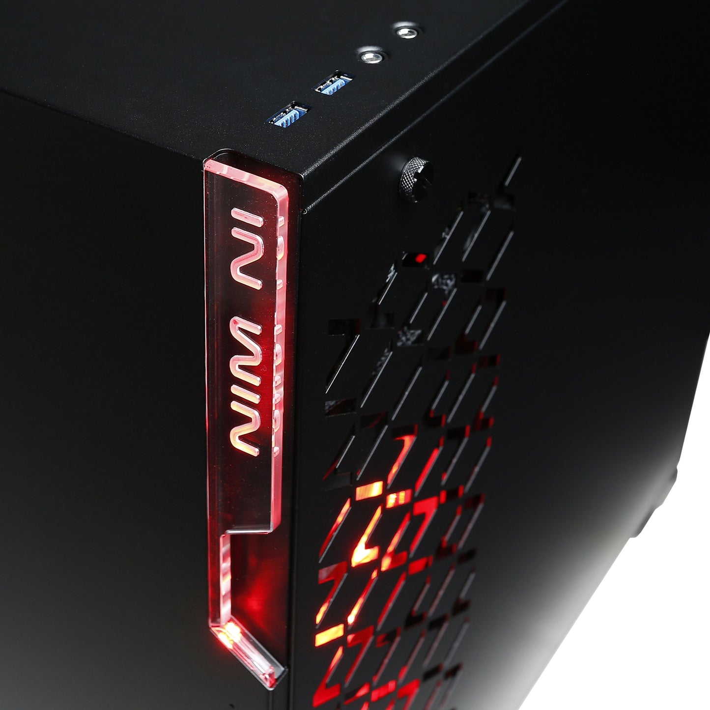 CyberpowerPC Gamer Xtreme Liquid Cool GLC5800CPG Gaming PC (Intel i7-9700K 3.6GHz, 16GB DDR4, NVIDIA GeForce GTX 1660 Ti 6GB, 240GB SSD, 2TB HDD, WiFi & Win 10 Home) Black