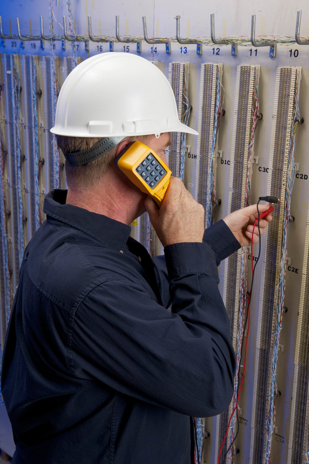 Fluke Networks 19800003 TS19 Telephone Test Set with Banana Jacks to Alligator Clips