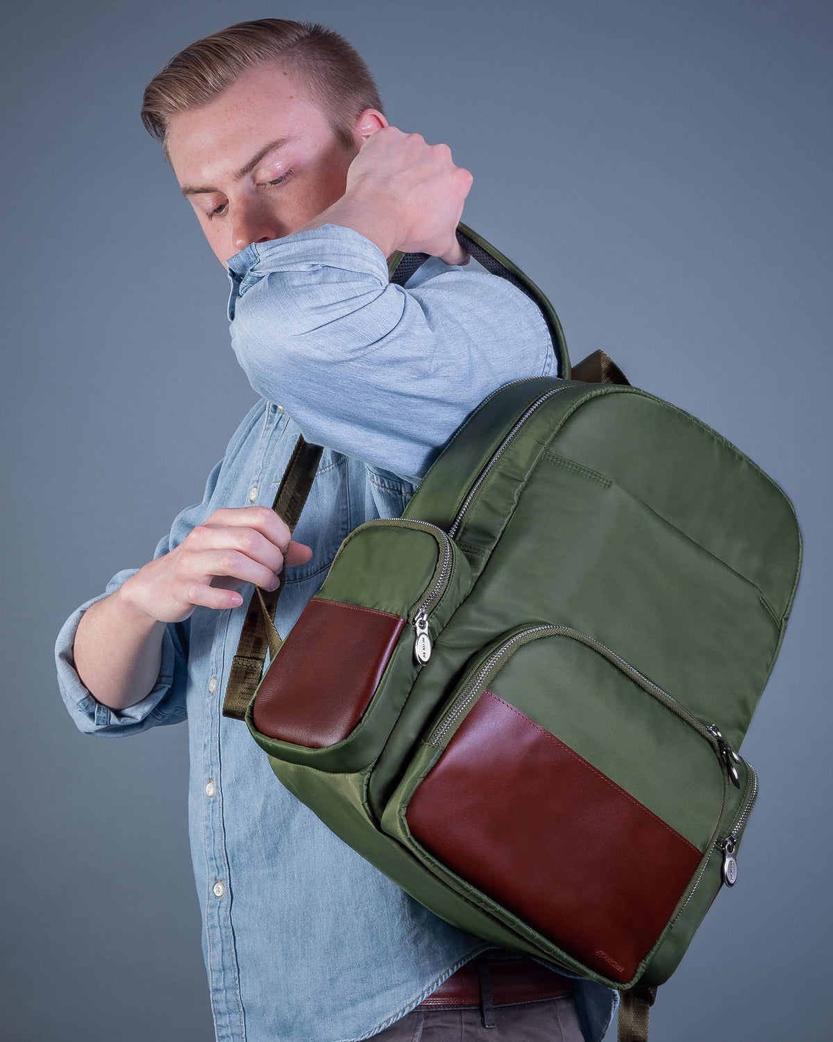 McKlein 18364 USA Cumberland 17" Nylon Dual Compartment Laptop Backpack Khaki