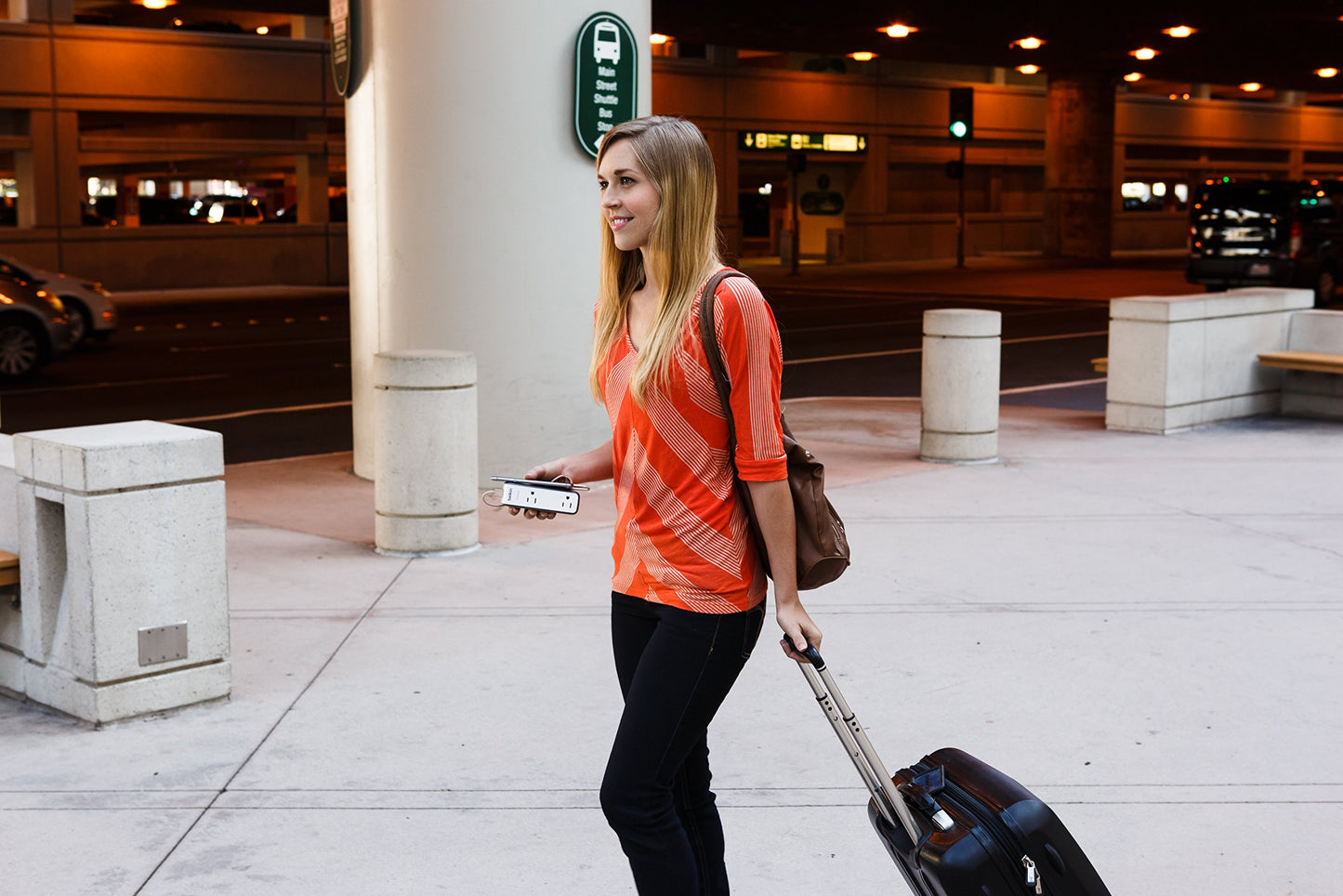 Belkin Travel RockStar Surge Protector with 2 AC Outlets, 1 USB Port and 3000 mAh Battery Pack Charger