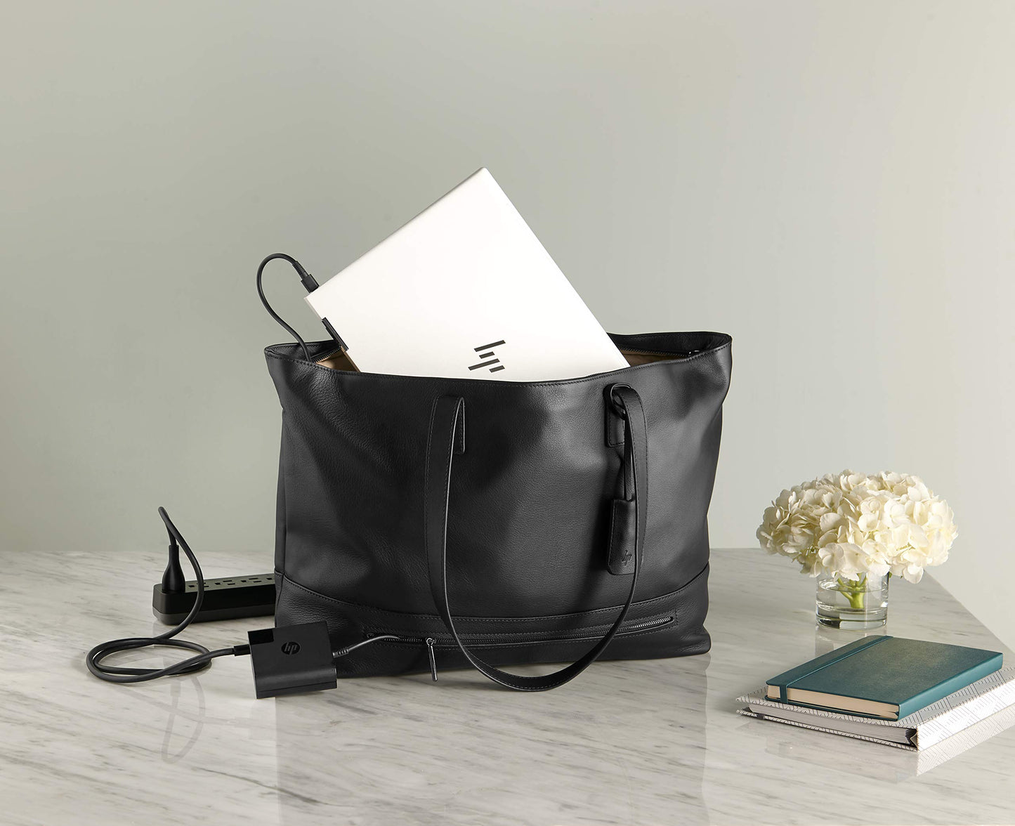 HP 2UY69AA#ABL Spectre 17" Tech Laptop Canvas Tote Bag, Black