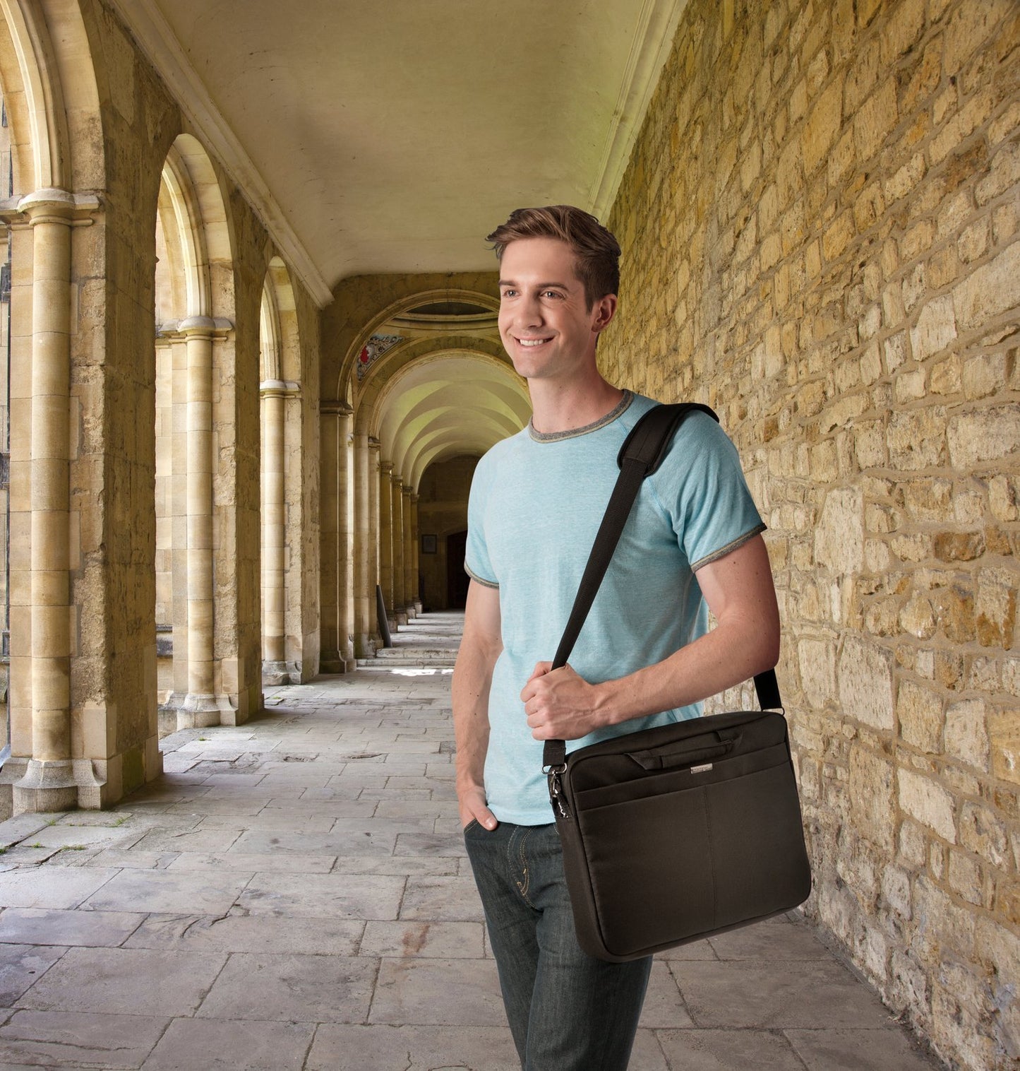Kensington K62618WW LS240 14.4-Inch Laptop Carrying Case