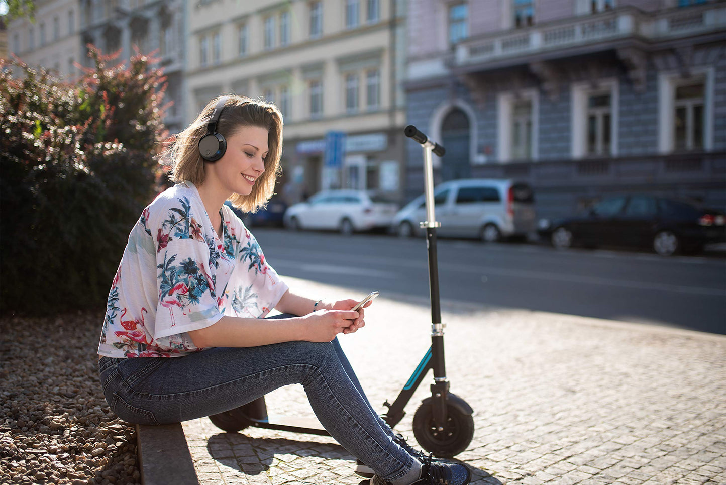 Philips Bass+ TABH305BK Active Noise Cancelling Wireless Headphones, Up to 18 Hours of Playtime