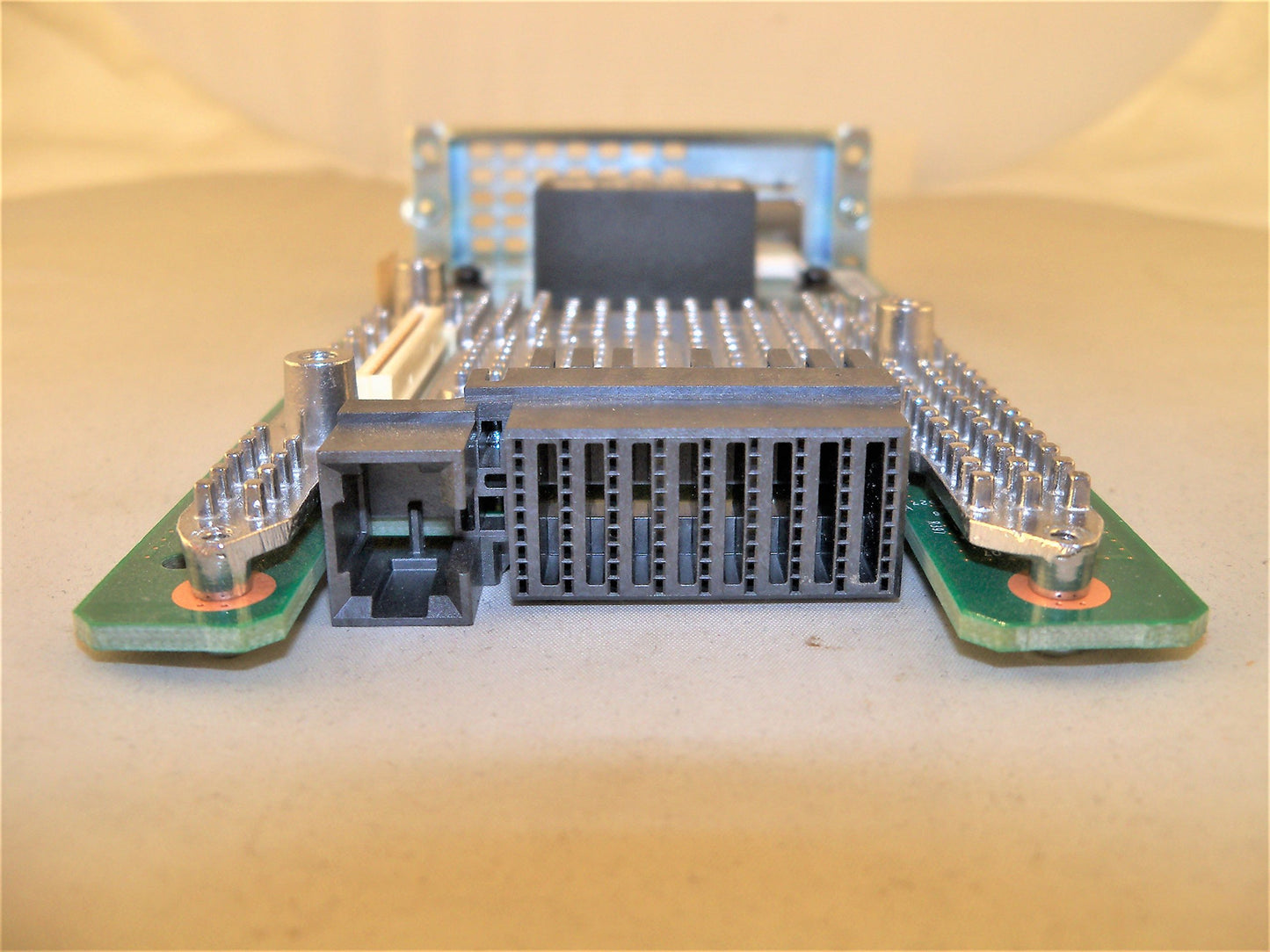 Cisco NIM-1MFT-T1/E1= Fourth-Generation Multi-Flex Trunk Voice/Clear-Channel Data T1/E1 - Expansion Module